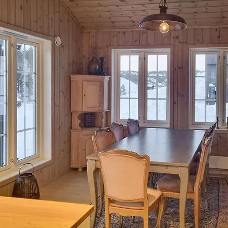 Holiday home Flott - Tjorhom