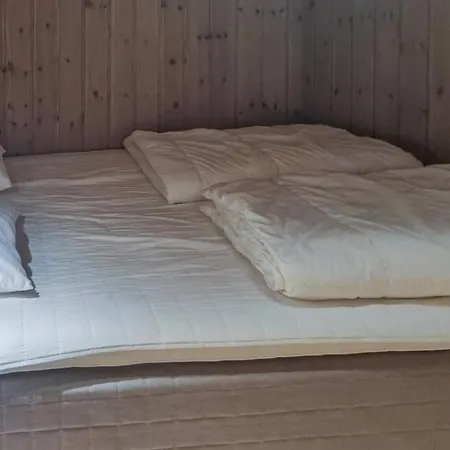 Holiday home Flott - Tjorhom